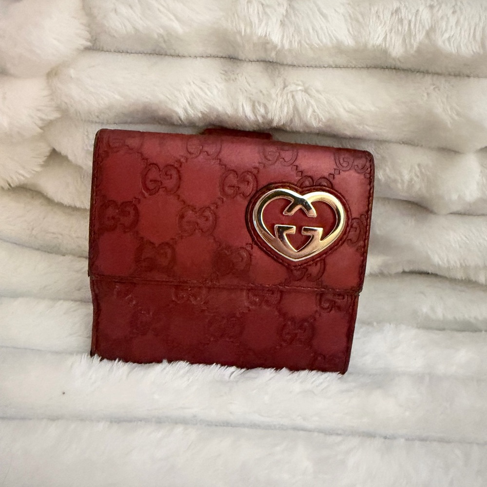 Gucci Red Guccissima Lovely Heart compact flap wallet